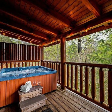 2-Bedroom Cabin With 2 Master Suites, Loft, Half-Bath And Hot Tub In A Serene Resort Setting Sevierville Exteriör bild